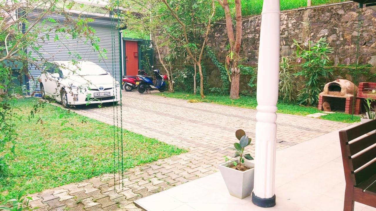 Villa Senan - 2 Apartments - ミリッサ エクステリア 写真