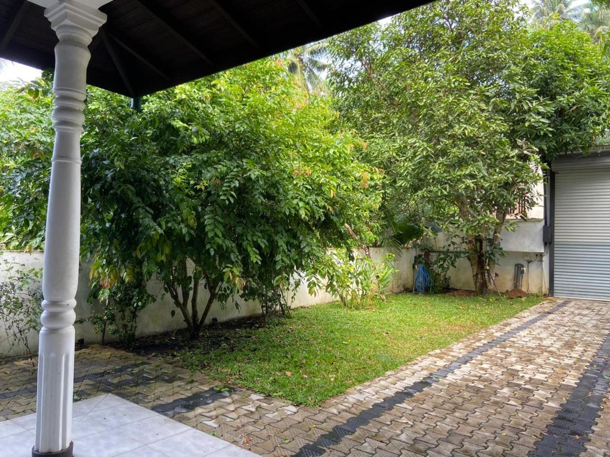 Villa Senan - 2 Apartments - ミリッサ エクステリア 写真